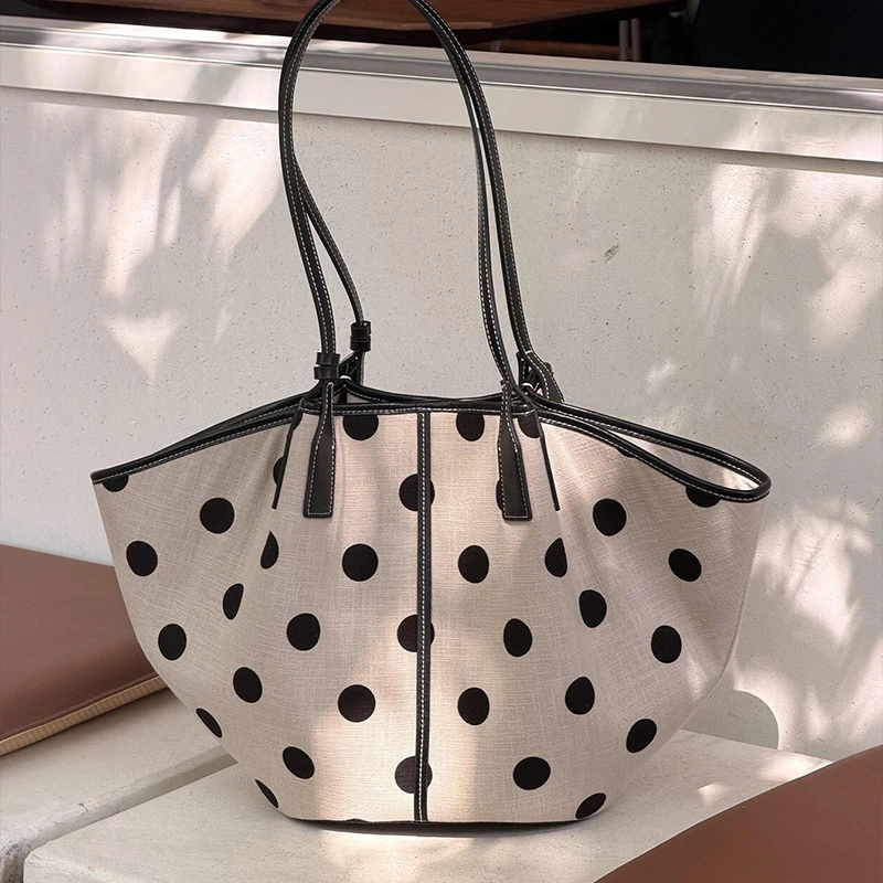 กระเป๋าสะพายไหล่ทอมือสไตล์ฝรั่ - Crochet Bag Raffia บทวิจารณ์และราคา